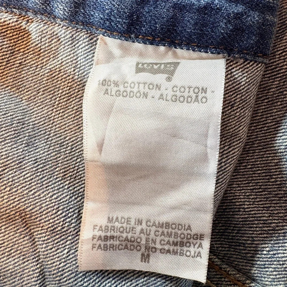 Levi's Denim Trucker Vest Mens Medium Distressed Eagle Graphic Blue Jean Jacket